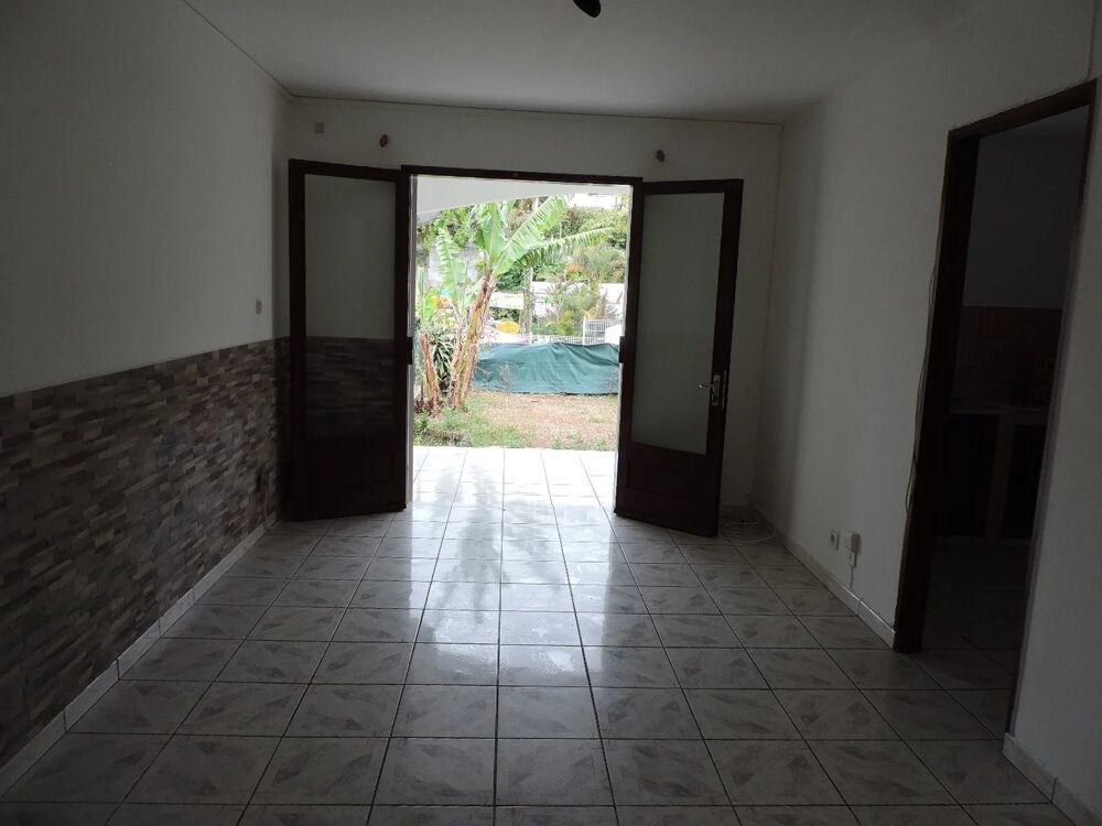 Location Maison SH 4661 : MAISON JUMELEE DES DEUX COTES au 14EMEKM Le tampon