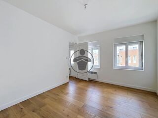  Appartement à louer 2 pièces 33 m²