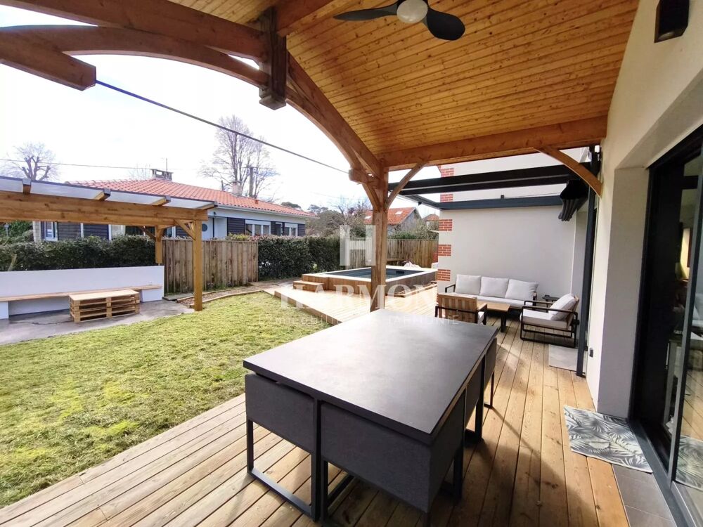 � vendre  Villa Lanton (33138)