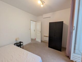  Appartement à louer 2 pièces 32 m²