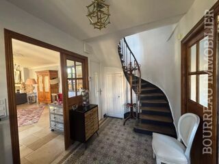  H�tel Particulier � vendre 10 pi�ces 255 m�