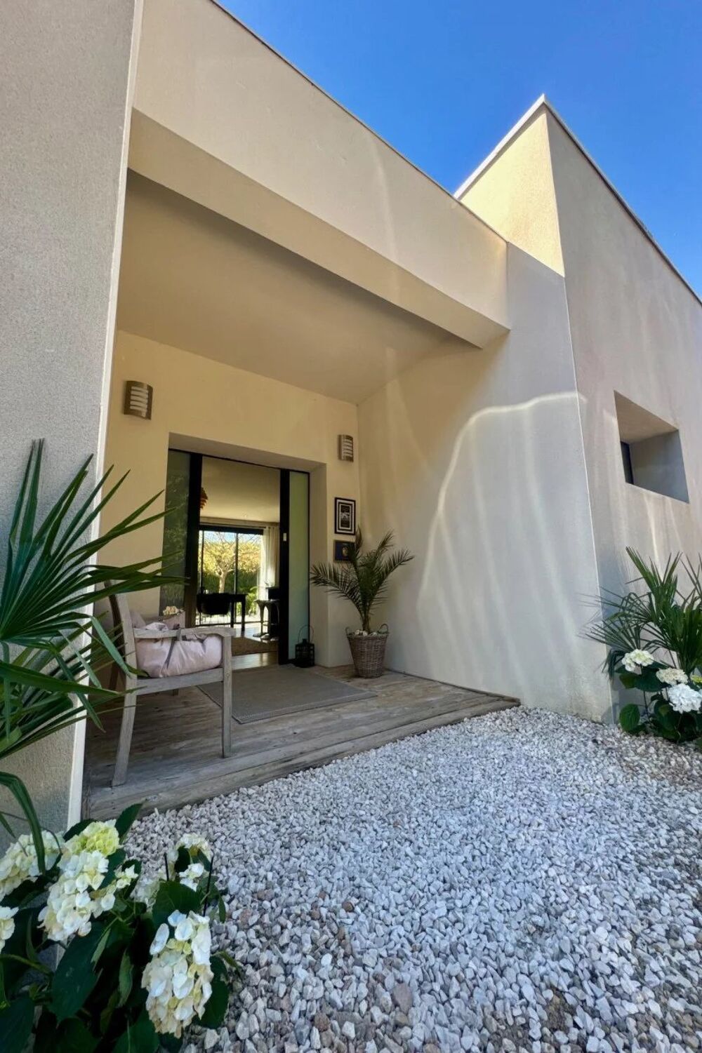 Produit rare à Carcès  maison contemporaine avec beaucoup de ch