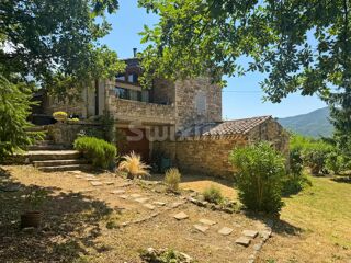  Maison  vendre 7 pices 190 m