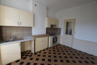  Appartement à louer 4 pièces 87 m²