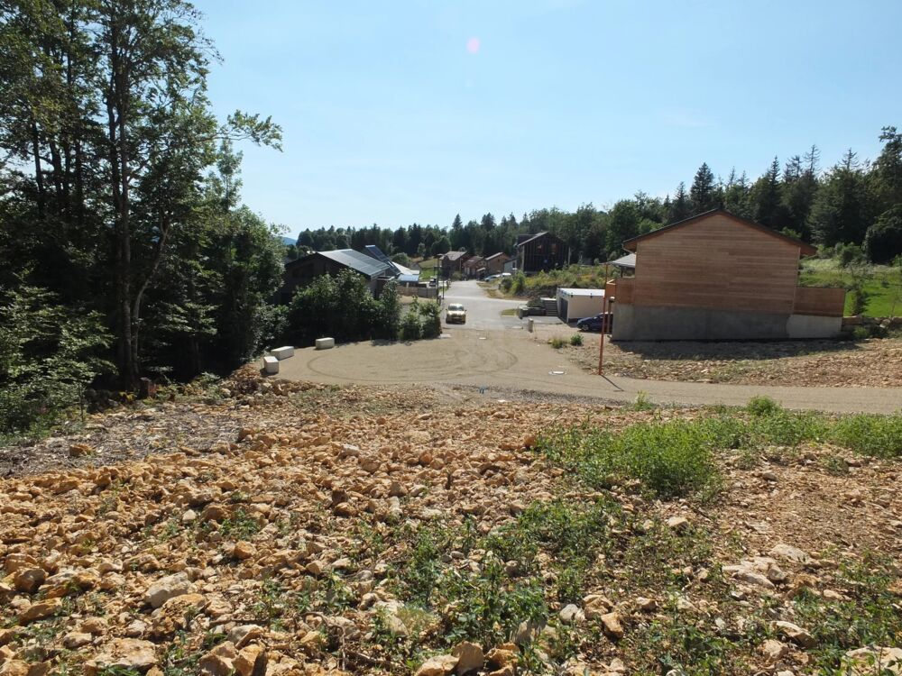 Vente Terrain LAMOURA : Belle parcelle de terrain constructible Lamoura