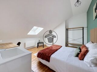  Appartement à louer 2 pièces 152 m²