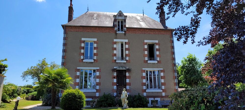 Vente Maison MAISON DE MAÎTRE À L'ORÉE D'UNE PETITE VILLE HISTORIQUE Henrichemont