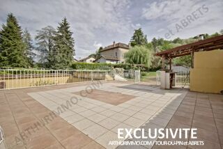  Immeuble à vendre 8 pièces 248 m²