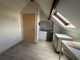  Appartement à louer 1 pièce 18 m²