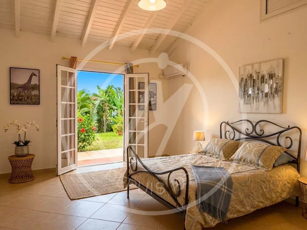 À LOUER : MAISON T4 MEUBLÉE À PETIT-BOURG (VERNOU)  1 800 euros