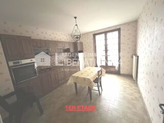 Maison  vendre 10 pices 245 m