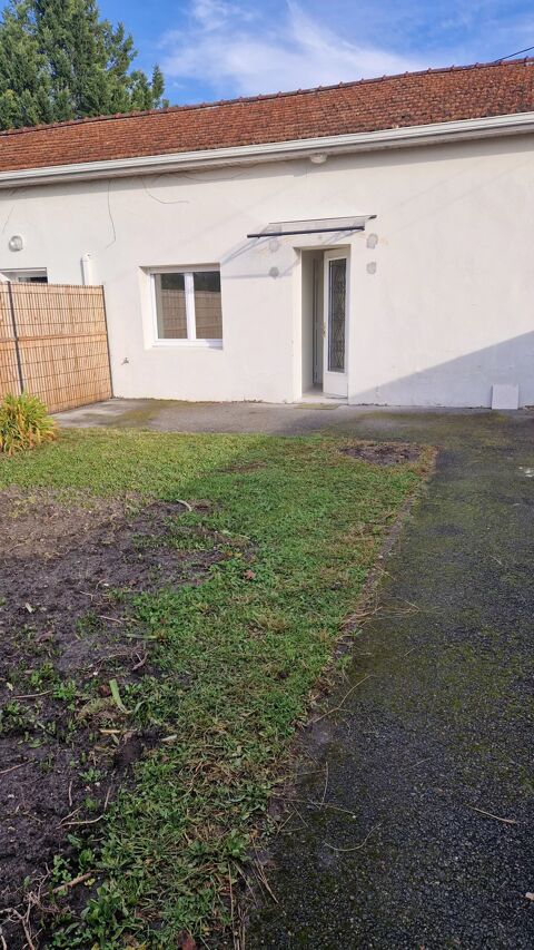   PAREMPUYRE Maison - 4 pi�ce(s) - 85 m�