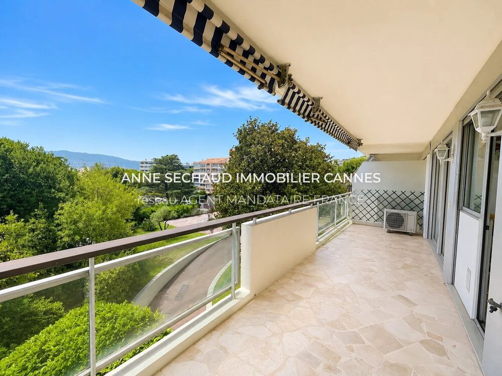 Vente Appartement EXCLUSIVITÉ – CANNES, PLAGES DU MIDI – SUPERBE 2 PIÈCES EN FRONT Cannes