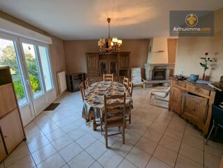  Maison  vendre 6 pices 137 m