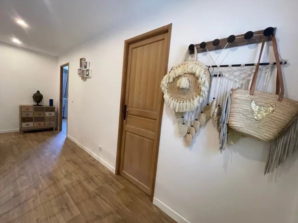 Vente Maison MAISON LUMINEUSE 3 CHAMBRES AVEC JARDIN À VALESCURE Saint-raphaël