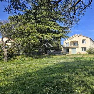  Maison à vendre 9 pièces 184 m²