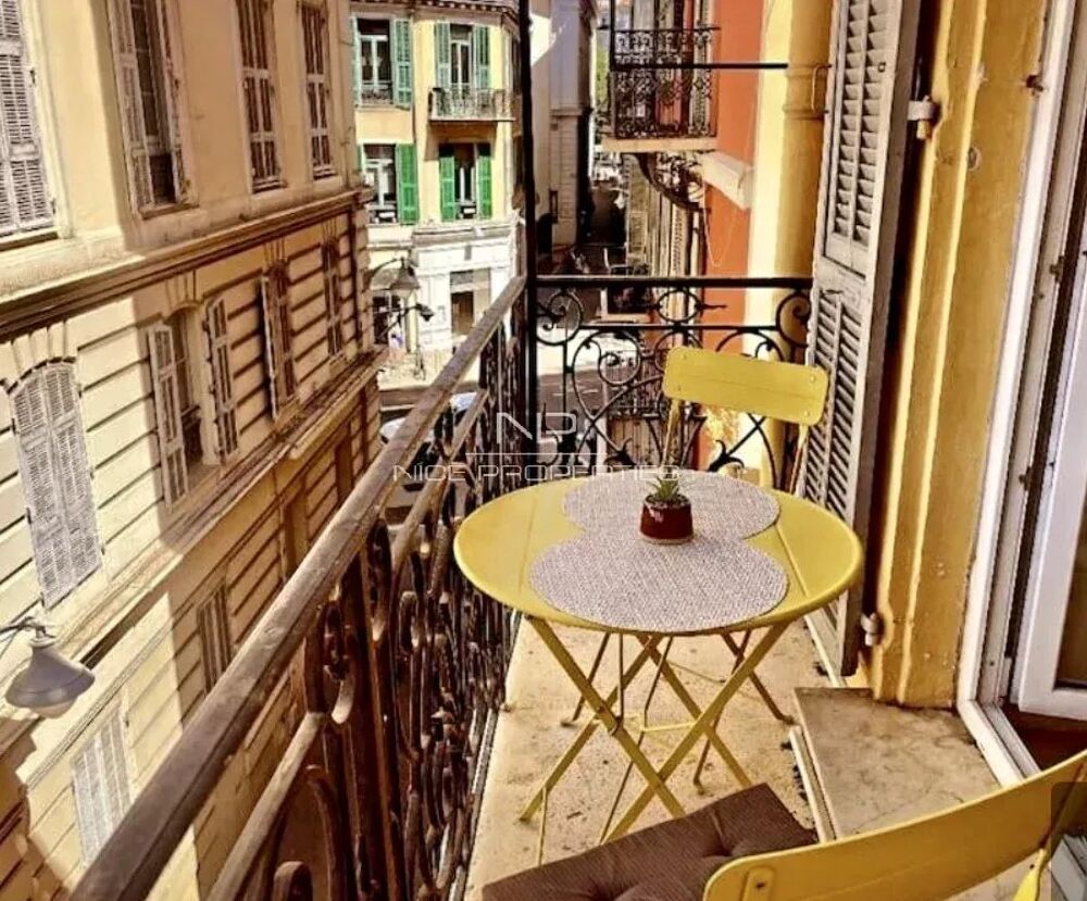 Vente Appartement Nice, beau 2 pièces sur balcon à 2 pas de la Place Masséna Nice