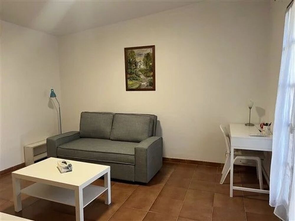 Location Maison F1 de 30m² avec cave Antibes