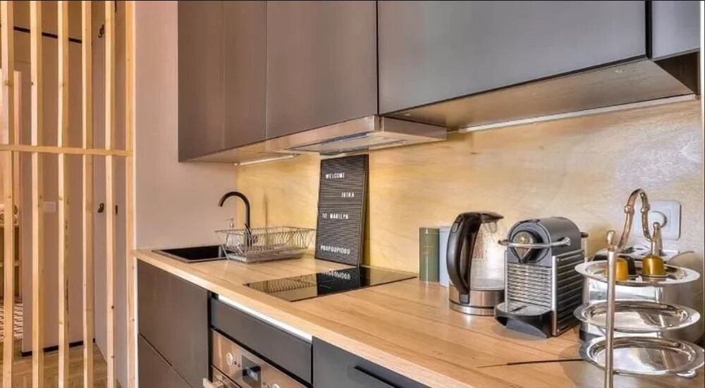 Location Appartement Deux pièces dans un immeuble bourgeois au coeur de Cannes Cannes