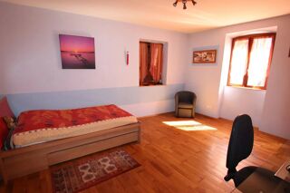  Maison  vendre 6 pices 211 m