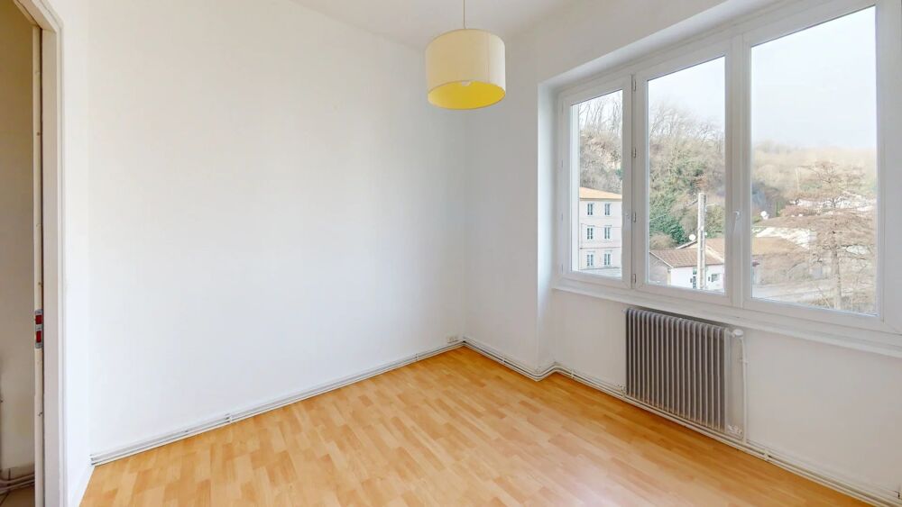 Vente Appartement À vendre : Appartement T3 lumineux en bon état - 38780 Pont-Évêq Pont-Évêque