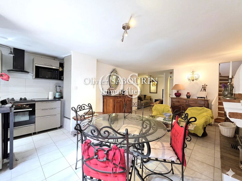 Vente Maison Maison de village avec terrasse tropézienne et Garage-Atelier Roquebrune-sur-argens