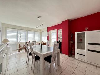  Maison � vendre 9 pi�ces 230 m�