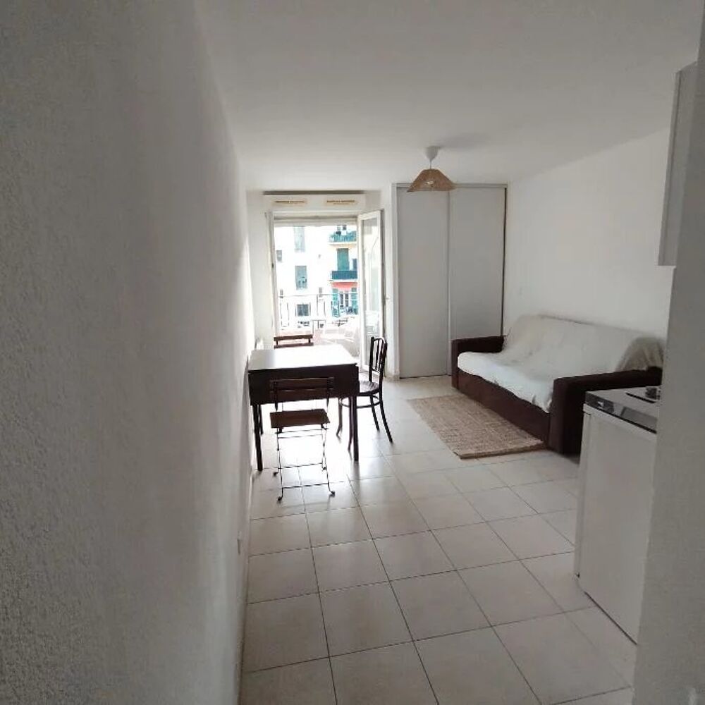 Location Appartement Studio de 22m² avec balcon dans une résidence Nice