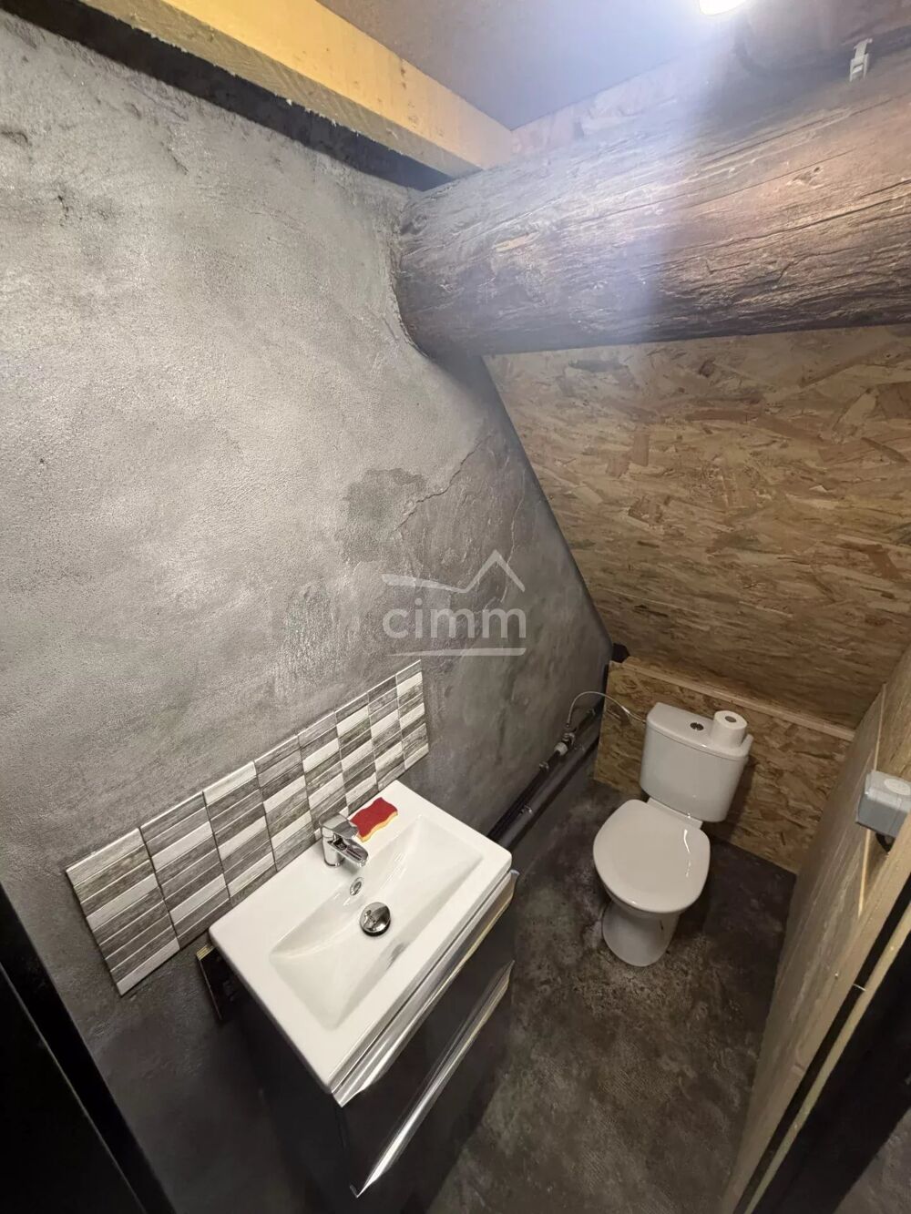 Location Parking/Garage Garage avec toilette Oraison