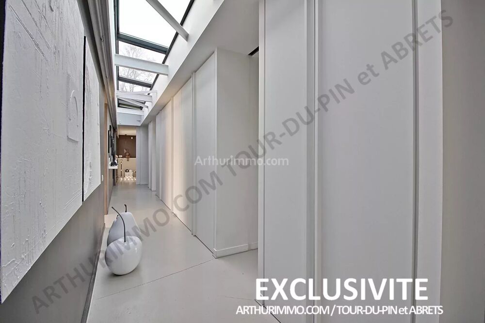 � vendre  Maison La Tour-du-Pin (38110)