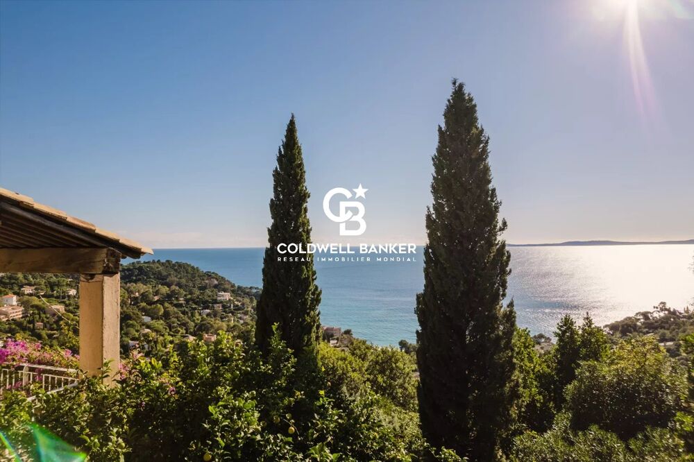 � vendre  Maison Rayol-Canadel-sur-Mer (83820)