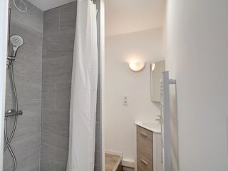  Appartement à louer 4 pièces 70 m²