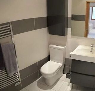  Appartement à louer 2 pièces 46 m²