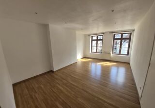  Appartement à louer 3 pièces 57 m²
