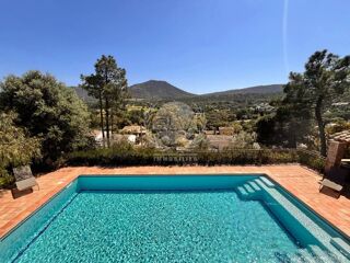  Maison  vendre 6 pices 185 m