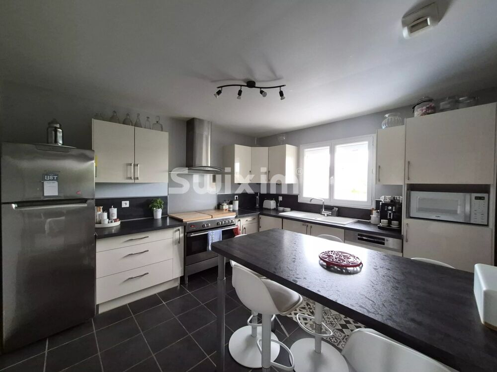 Vente Maison Villa moderne 4 chambres à Saint-Cyr-sur-Menthon Saint-cyr-sur-menthon