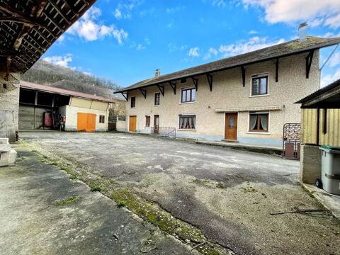   Maison 153 m  4 Chambres + 200 m de Dpendances Maison - 6 pice(s) - 153 m