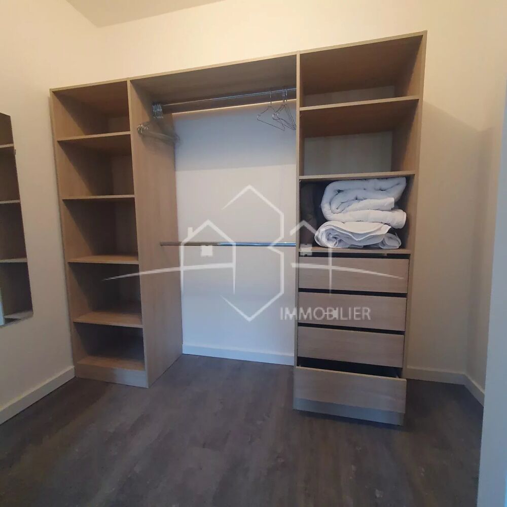 Location Appartement BEAUREPAIRE T2 meubl� 2�me �tage Beaurepaire