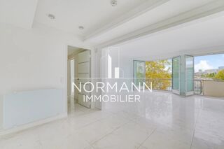 Vente Appartement PARIS 16 -  VUE TOUR EIFFEL - 5 PIECES - 3 CHAMBRES Paris 16