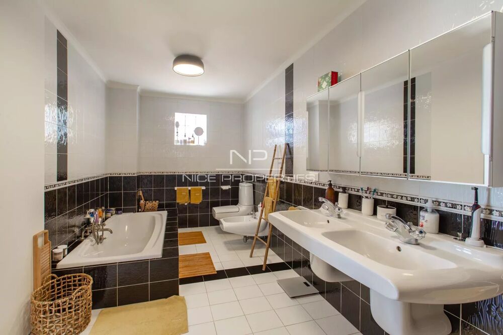 � vendre  Villa Villefranche-sur-Mer (06230)