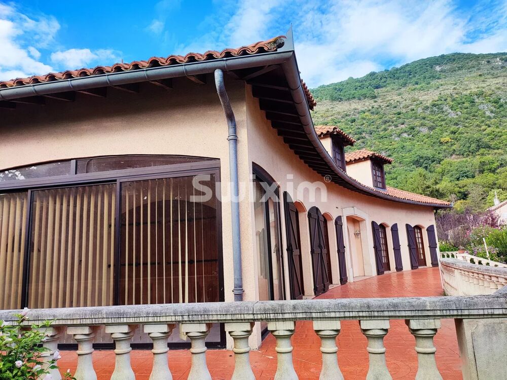 Vente Villa Charme et Prestige: Maison de maître à l'Architecture Unique en Foix