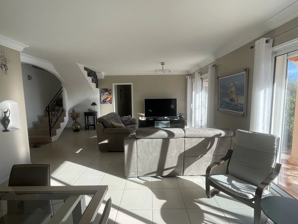 Vente Maison GRANDE VILLA CONJUGUANT LUXE ET INNOVATION Tavernes