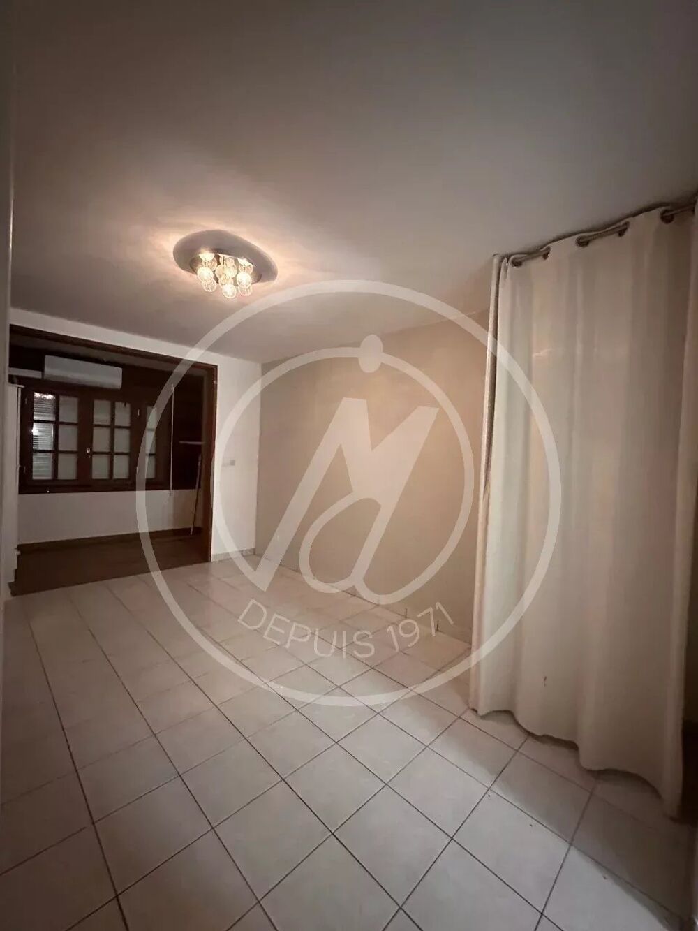 Location Maison A LOUER 1950 euros - VILLA JUMELEE T4 -  PISCINE - BAIE MAHAULT Baie-mahault