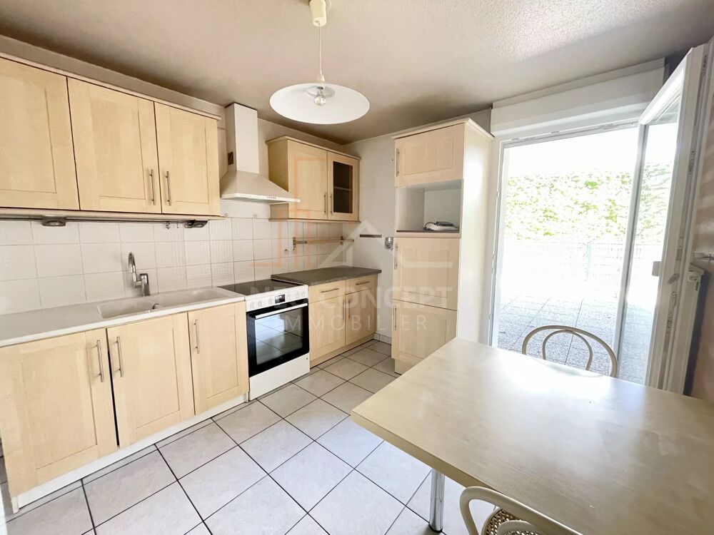 Bel appartement en rez-de-jardin de type 3 pièces de 67,06 m² Ca