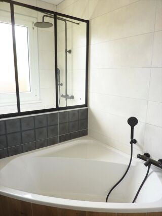  Maison à louer 6 pièces 110 m²