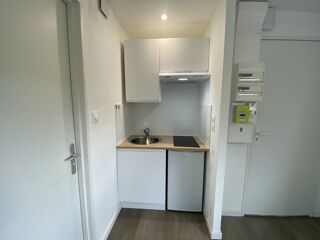  Appartement � louer 1 pi�ce 16 m�