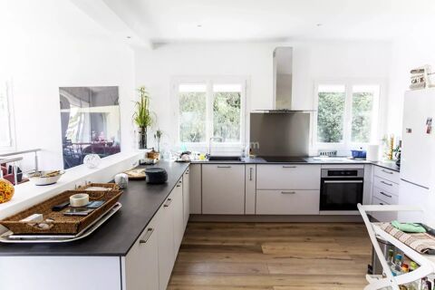  Appartement � louer 6 pi�ces 149 m�