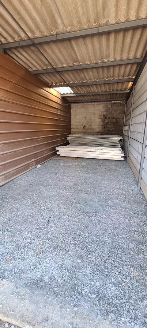  Parking / Garage  louer 27 m