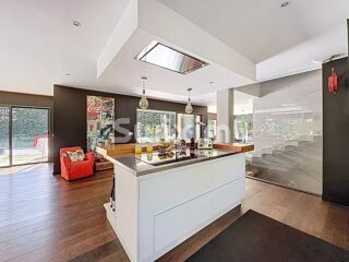  Maison � vendre 8 pi�ces 287 m�