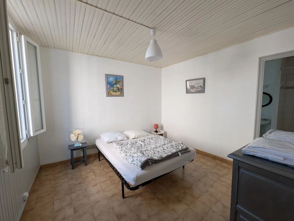 Location Maison Maison plain-pied Climatisation Arles